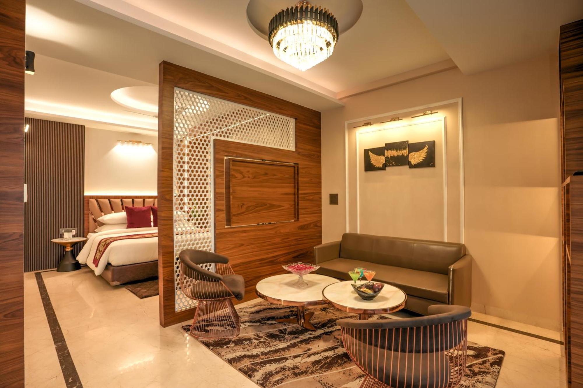 Rj Hotel - Managed By Atithi House Greater Noida Exterior photo